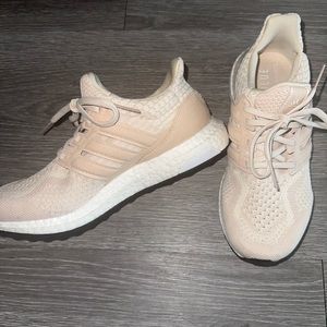Womens Adidas Ultraboost
